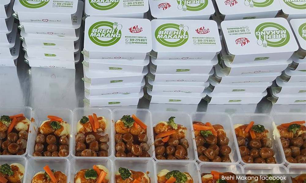 Jaja jualan di lampu isyarat dapat sambutan di T'ganu