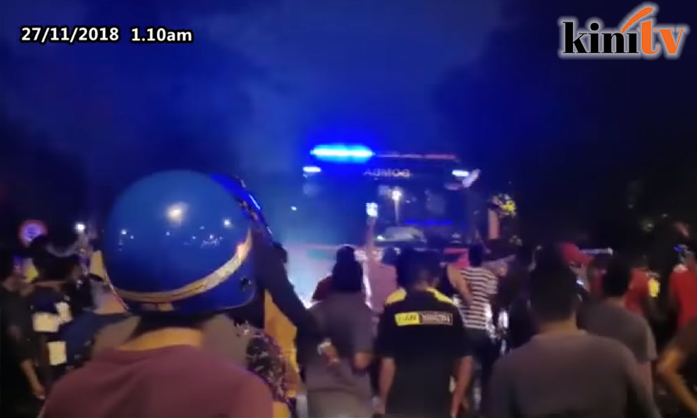 'Saya tak nampak Adib turun dari van'