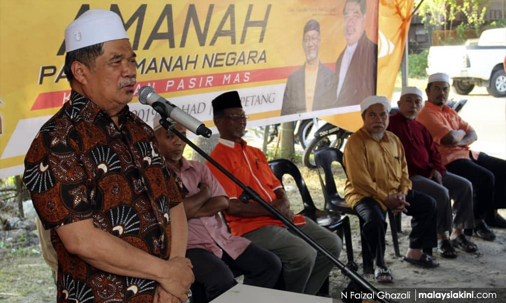 Mat Sabu hurls skullcap in admonishing PAS' receipt of Umno funds