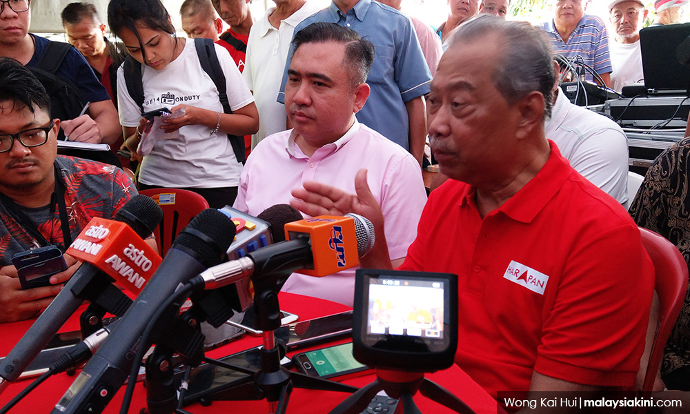 In Bossku campaign, Muhyiddin sees Najib's ambition to return as PM