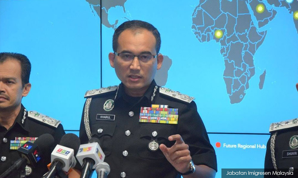 65 Chinese nationals nabbed over online scam in Ipoh
