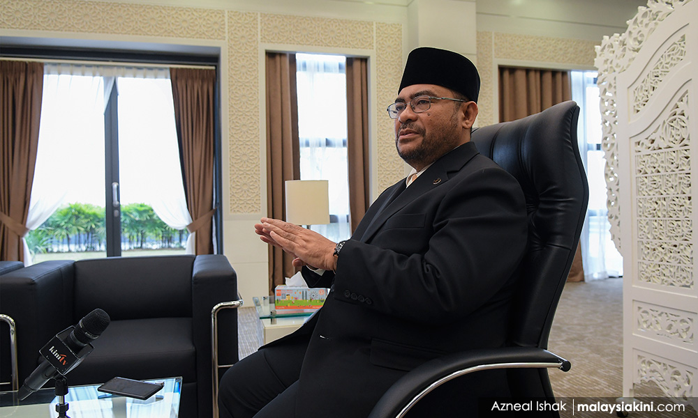 Jail for skipping prayers: Mujahid must intervene, says LFL