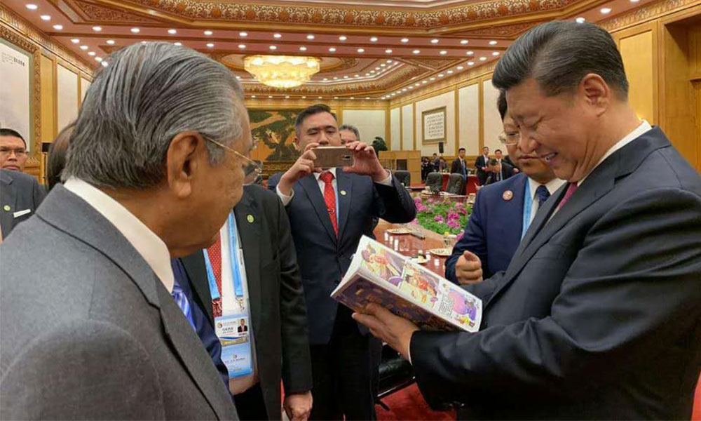 Mahathir Meets Xi In Joint Pursuit Of Better Relations