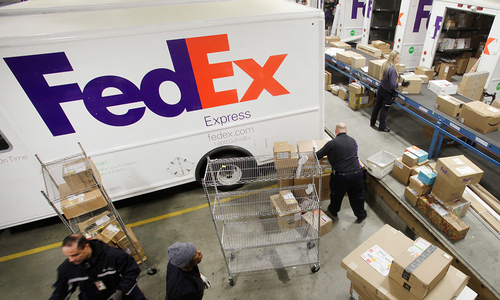 Huawei reviewing FedEx relationship, says packages 'diverted'