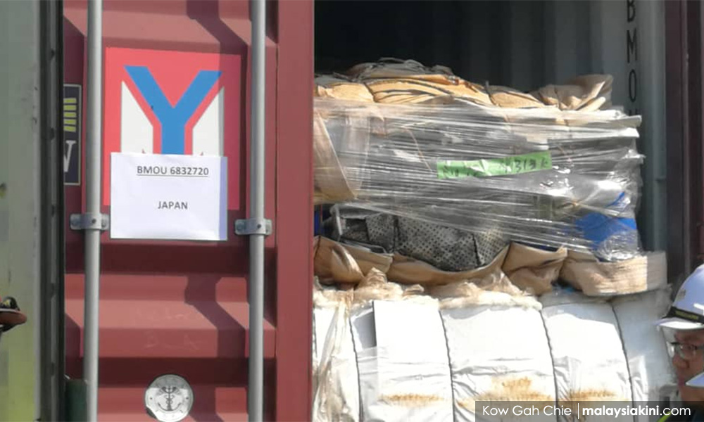 Canada has no plans to take back plastic waste in Malaysia