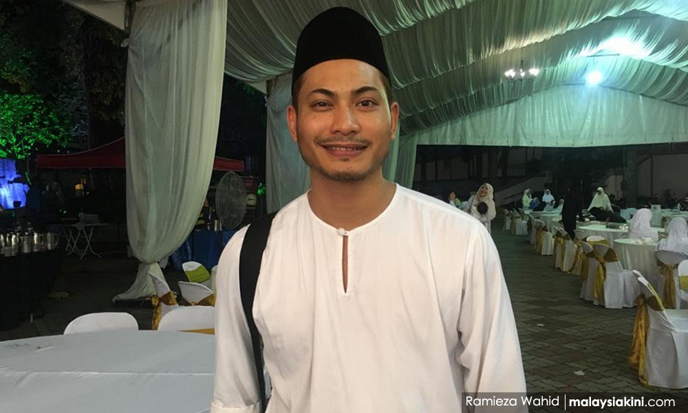 Nasi lemak Amaris hadiah Ramadan buat gelandangan