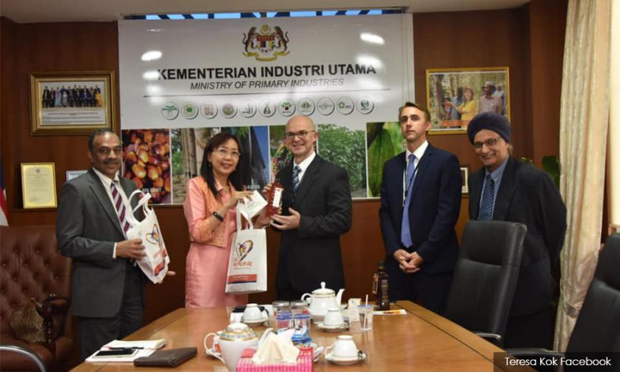 Malaysiakini Teresa And School Make Peace Over Anti Palm Oil Performance