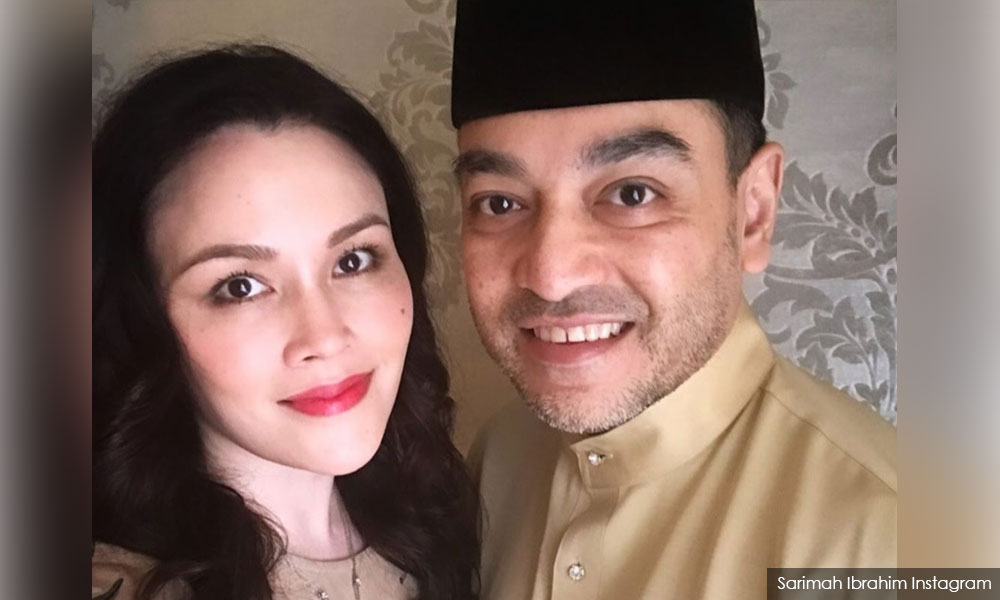 Sarimah Ibrahim selamat melahirkan cahaya mata pertama