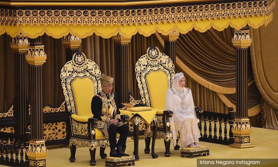 Malaysiakini Laungan Daulat Tuanku 3 Kali Tanda Sempurna Pertabalan