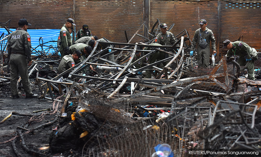 Bangkok bombings may be linked to politics, police say