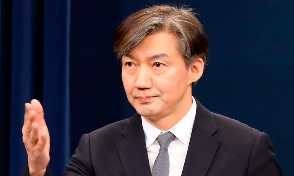Korean minister spurns quit calls amid corruption allegations