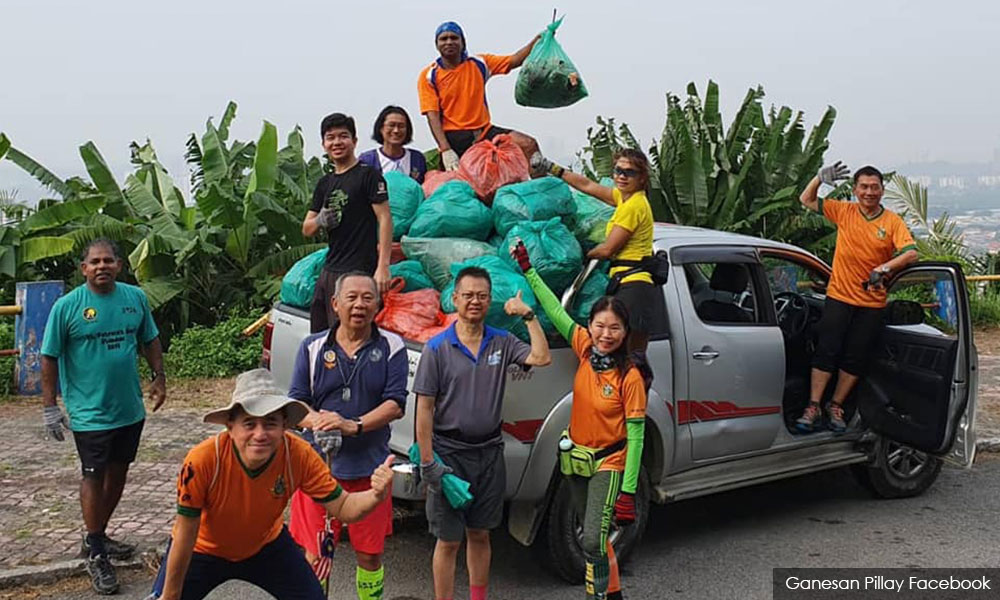 Pendaki bersihkan 1,000 kilo sampah dari Bukit Gasing