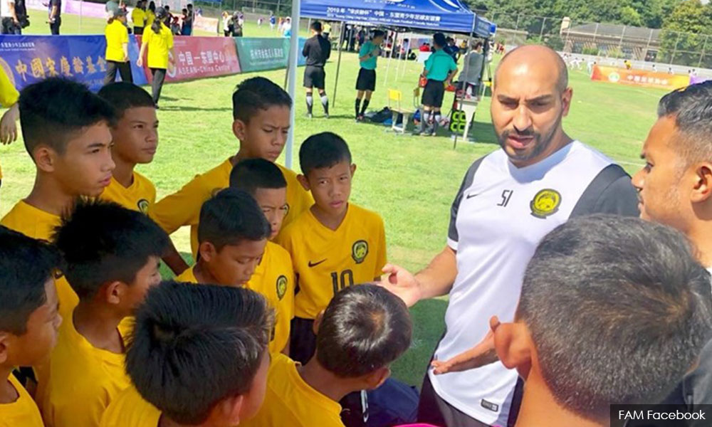 'Cari bakat bola sepak ke akar umbi, utamakan merit'