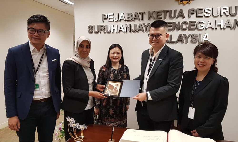 S'wak DAP leaders meet Latheefa to submit new evidence