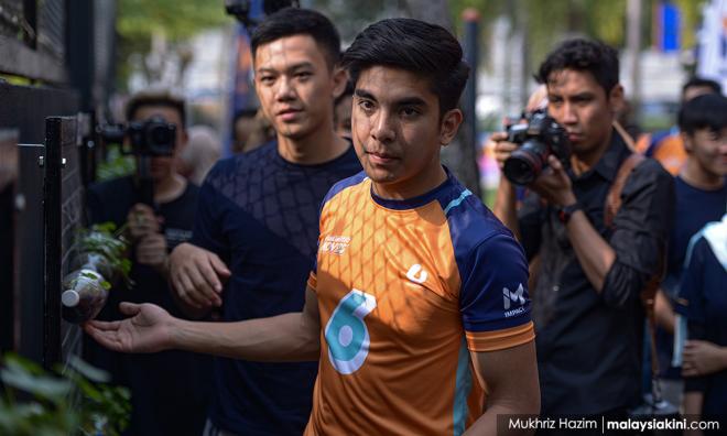 Naik gaji tiada makna tanpa peluang kerja, kata Syed Saddiq