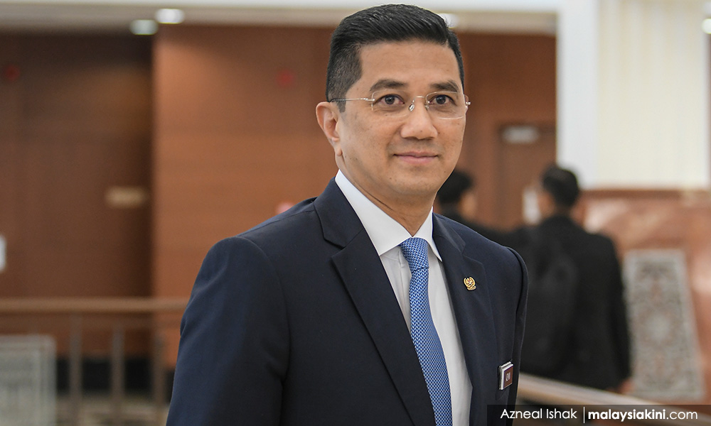 Menteri apa ali azmin Black Panther