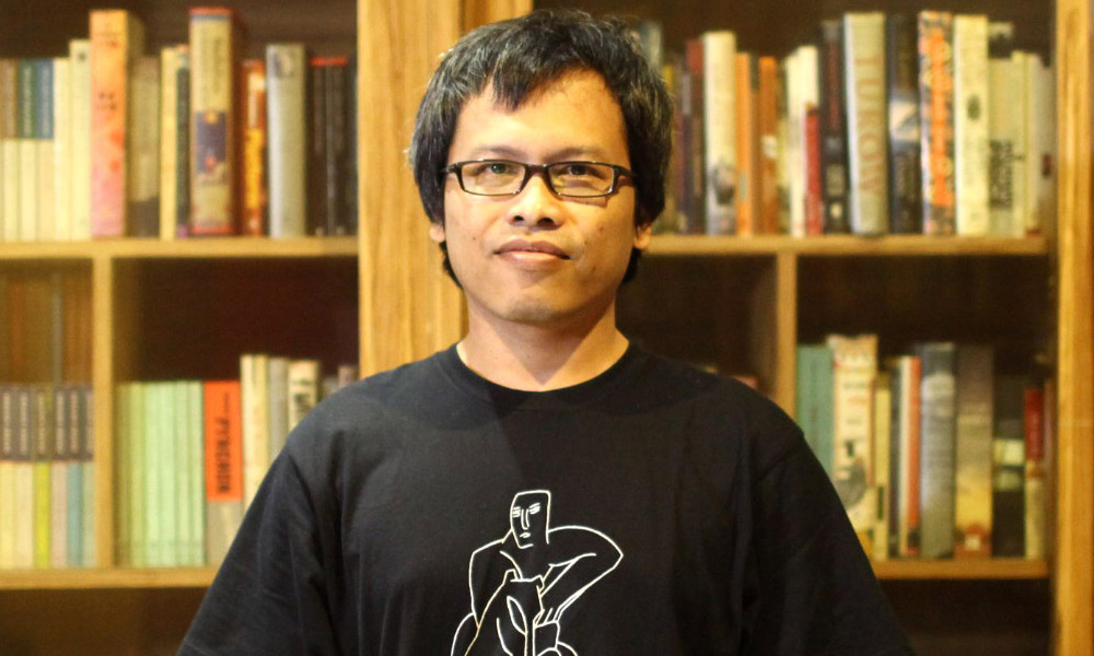 Penulis tolak anugerah kerana 'dosa' kerajaan