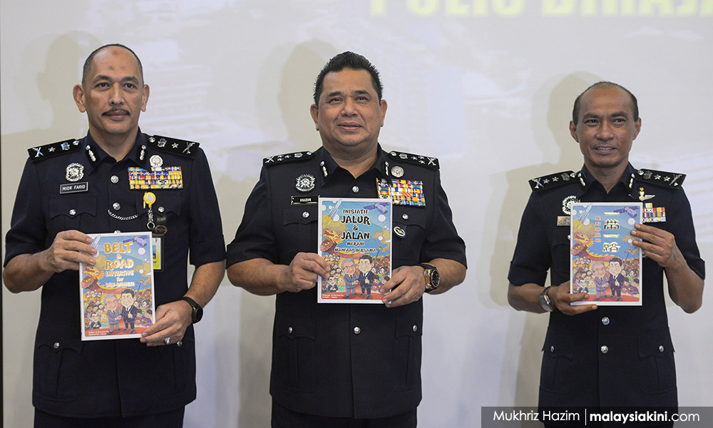 Police to seek historians' help to verify comic book contents