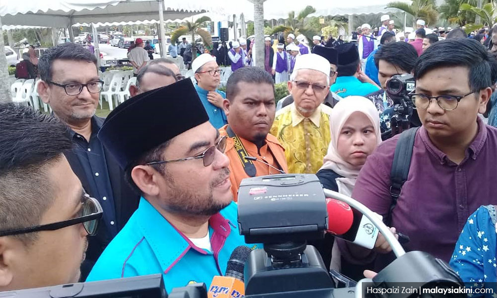 Jangan jadikan masjid di Tanjung Piai pentas kempen - Mujahid