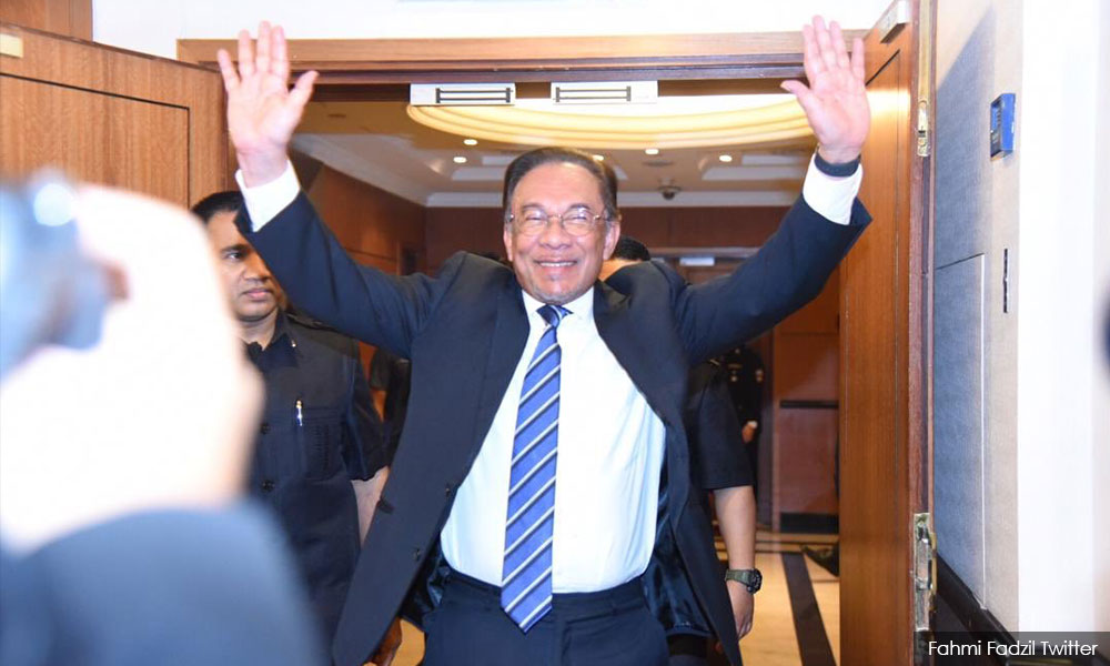 ‘PM ambil perhatian dakwaan menteri salah guna kuasa’