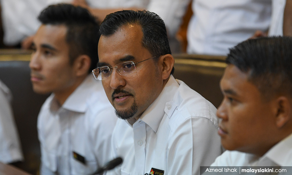 Umno Youth to set up clubs on university campuses soon: Asyraf