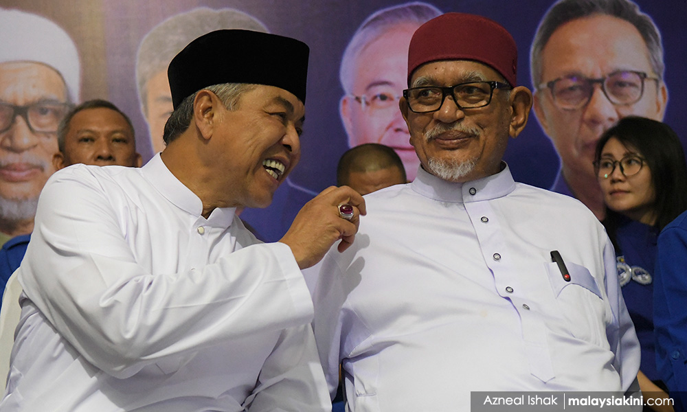 Melihat Muhyiddin melakar sejarah, bukan bersajak