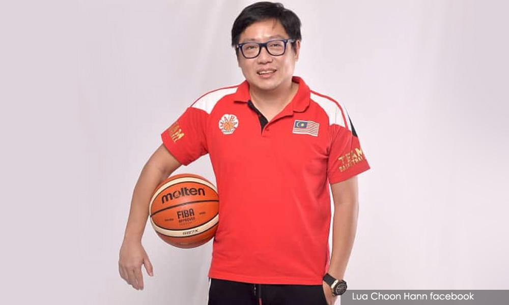 Basketball association chief goes on leave after flag fiasco