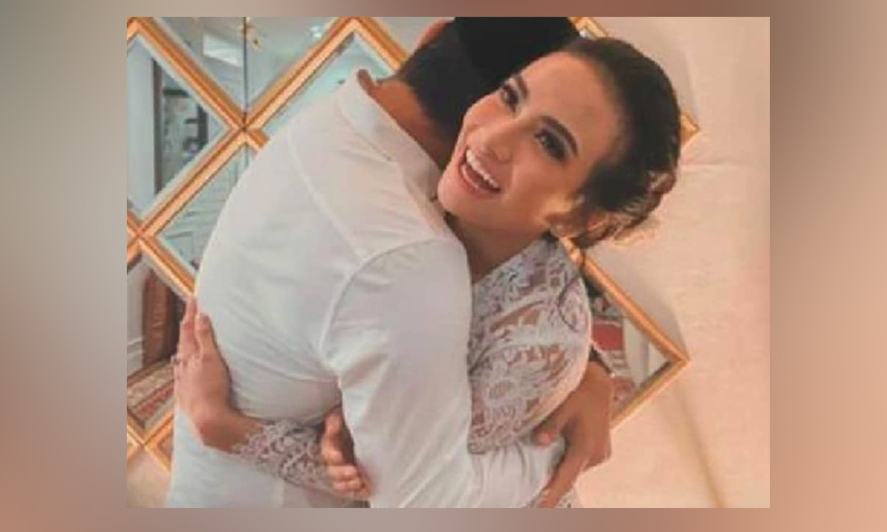 Vanessa Angel nikah diam-diam
