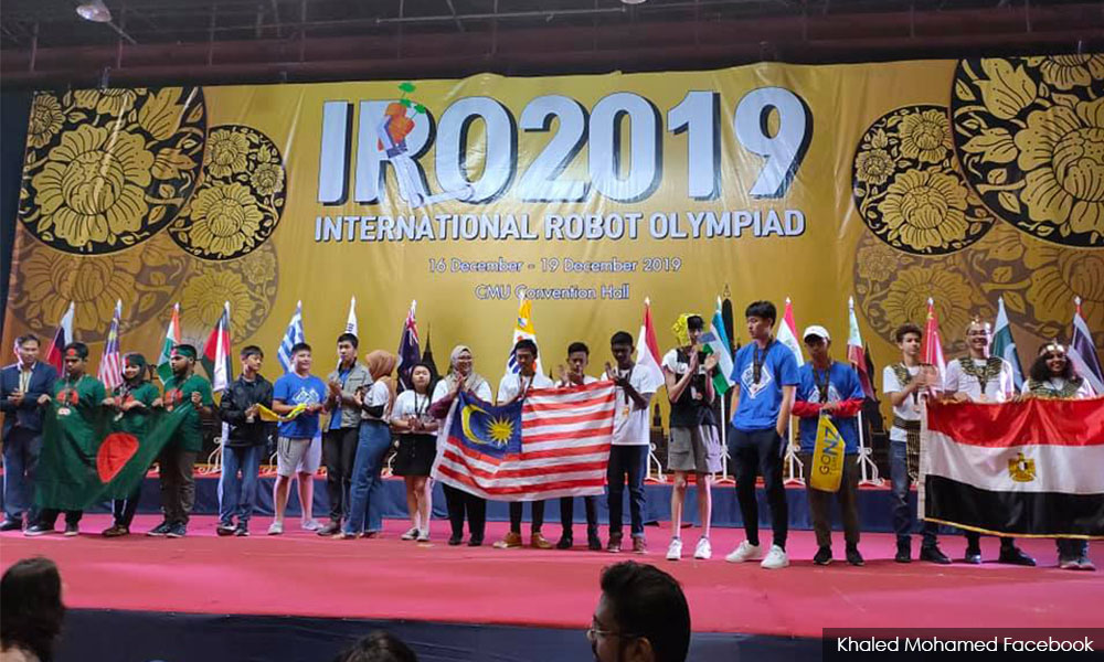 4 pelajar MRSM cipta robot pertanian menang emas pertandingan a'bangsa