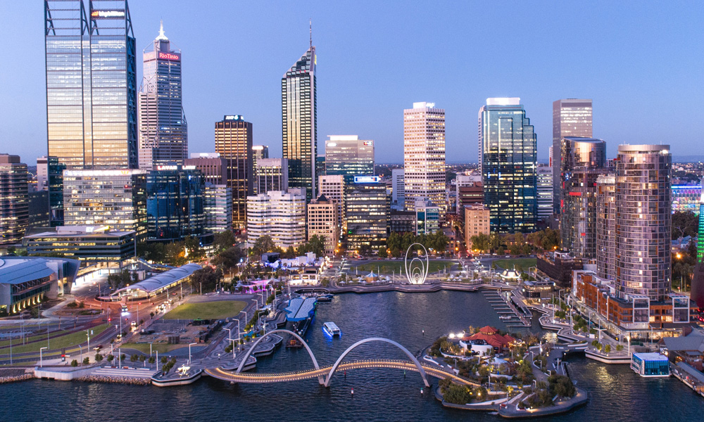 Pemuisi lancar antologi puisi dwibahasa di Perth Mei depan
