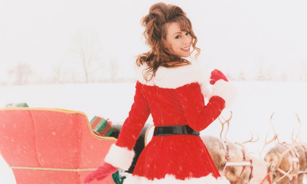 Selepas 25 tahun, Mariah lega lagu Krismas ungguli carta Billboard
