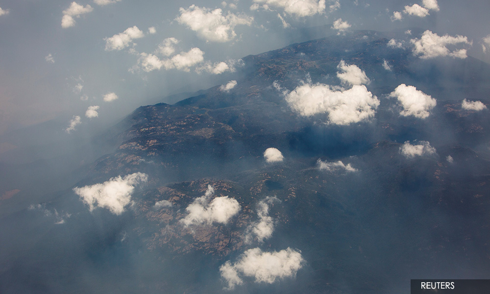 Australia calls for another mass evacuation as monster bushfires return