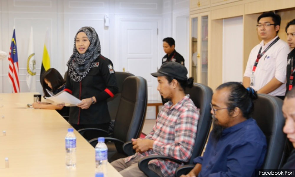 Belajar mencontohi Port dan Cendana