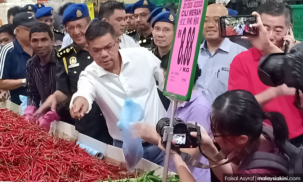 ‘Pergeseran dalaman tak jejas peluang Anwar jadi PM’