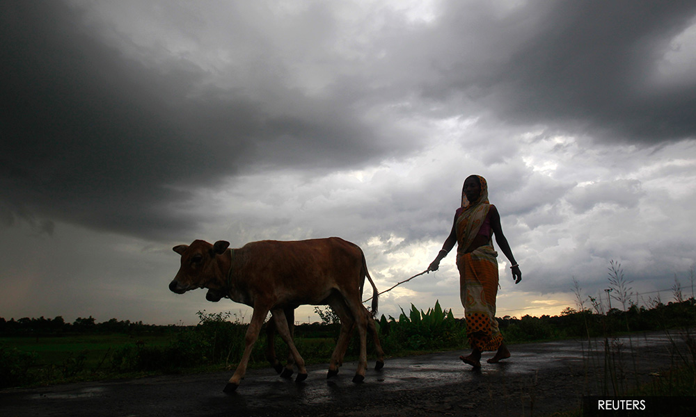 More money with world's richest 2,000 people than poorest 4.6b combined