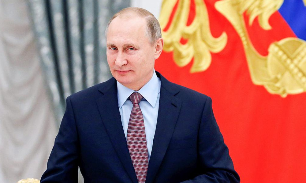 Putin shake-up could keep him in power past 2024 as cabinet steps down