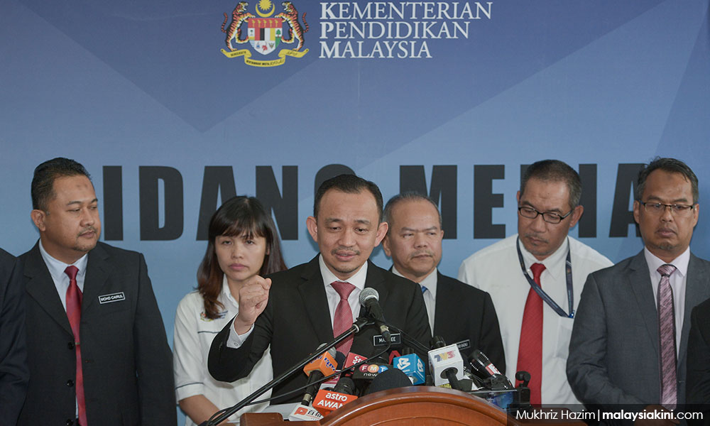 Maszlee confirms resignation, heeds 'father-like' Dr M's advice