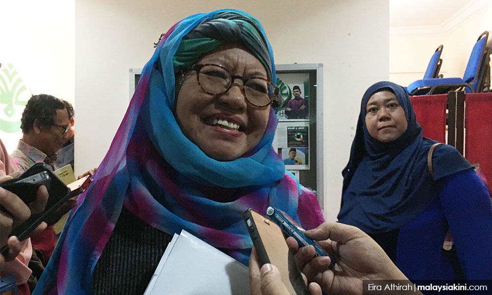 Sasterawan Negara anggap cadangan PPSMI satu ‘jenaka’ Dr Mahathir