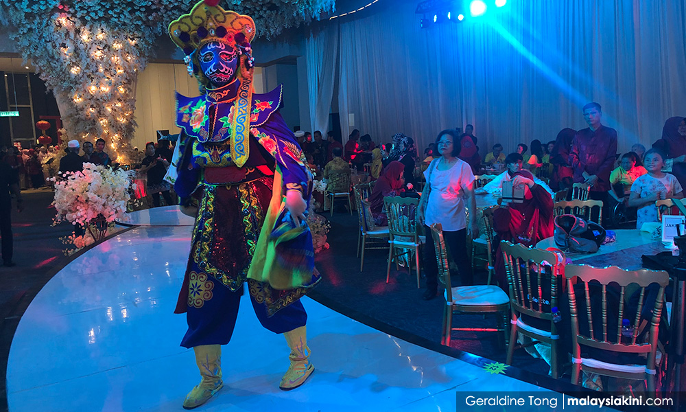 SURAT | Saya Muslim bukan Melayu, berkali-kali jadi mangsa stereotaip