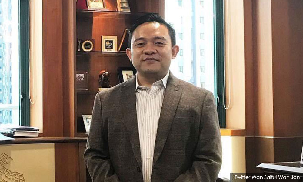 YOURSAY | Wan Saiful barking up wrong tree