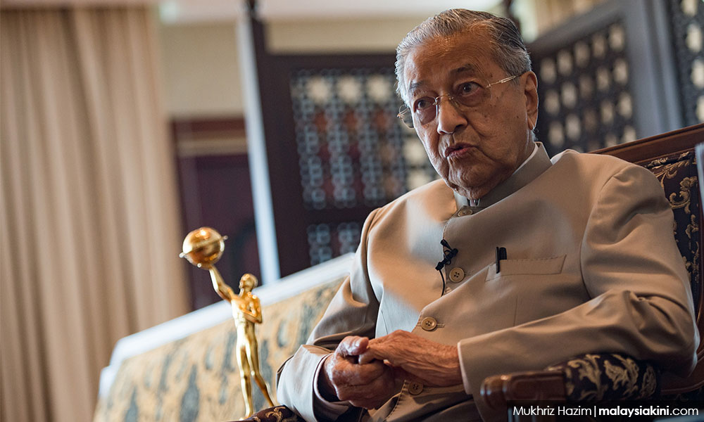 YOURSAY | For Dr M, it’s either Anwar or the Chinese