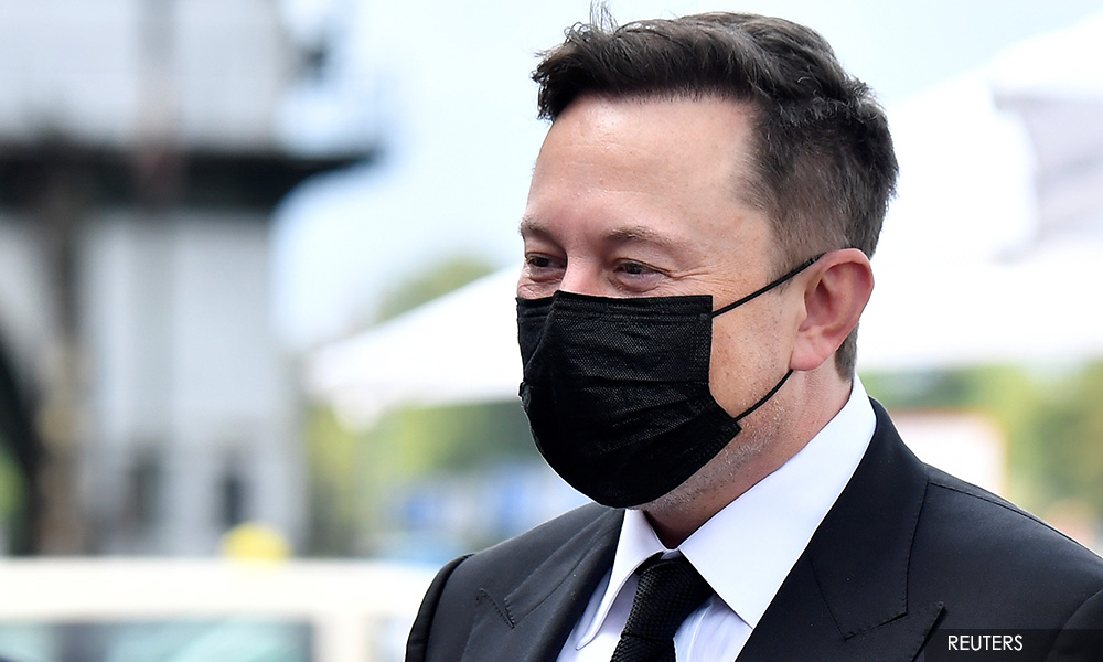 Ciapan Elon Musk 'Saya mahu beli  Manchester United'