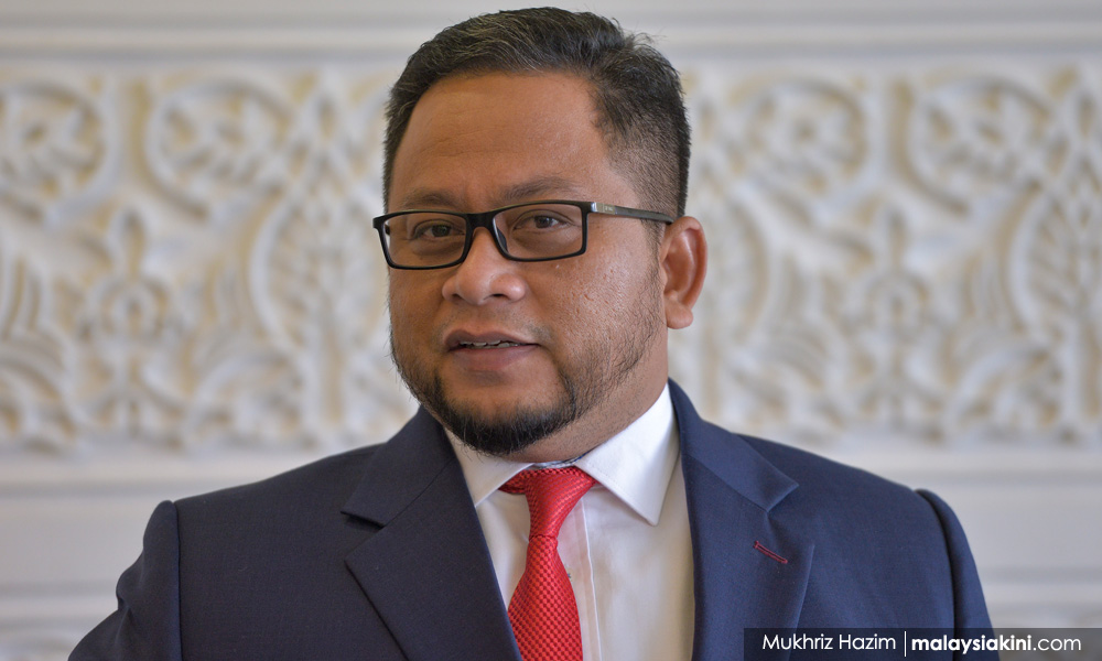 Penukaran agama anak: Timbalan menteri gesa hormat undang-undang negeri