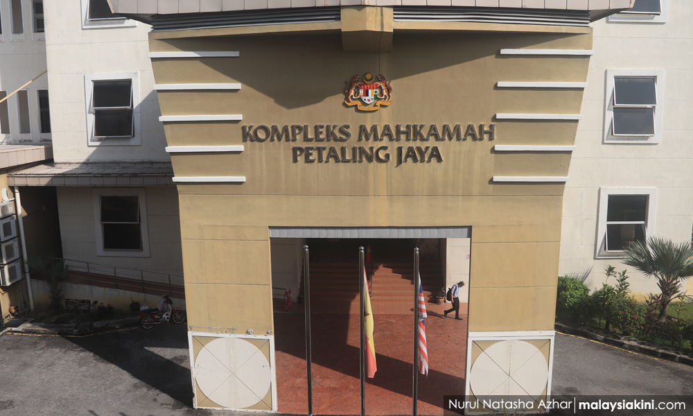 'Insulting modesty': AG urged to appeal lawyer's acquittal