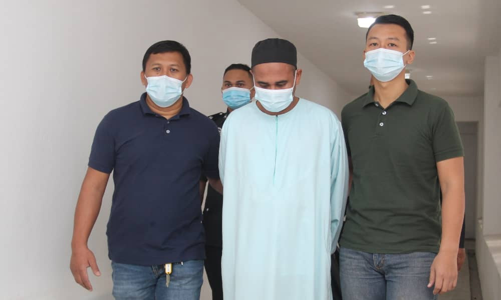 Mahkamah kekalkan hukuman penjara pada Ustaz Budak