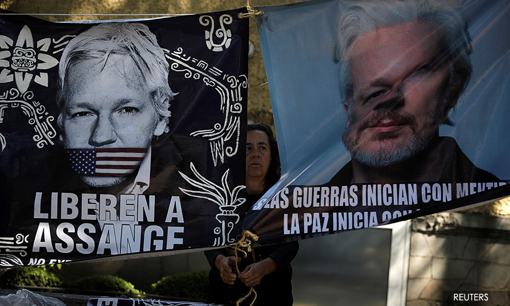 UK gives go-ahead to US extradition of Julian Assange