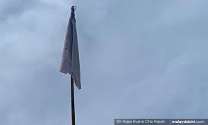 ULASAN | Kabinet bendera putih