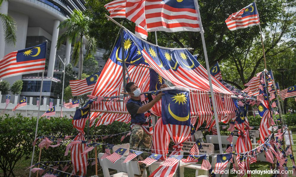 Old school cool: 1950s, 60s fashion for M'sia Day in Malacca