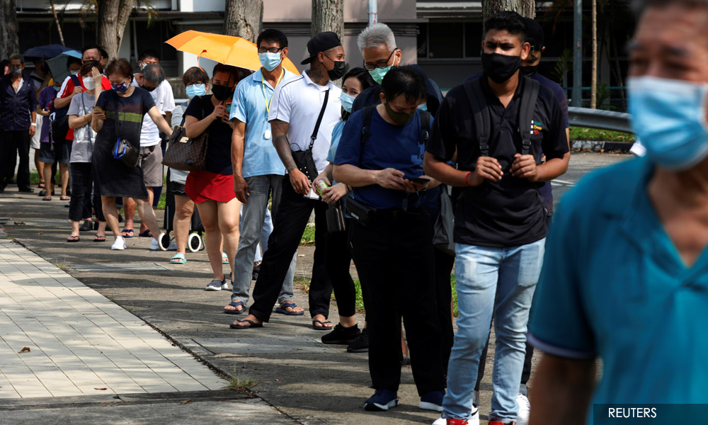 Singapura rekod 13,208 kes baru Covid-19 pada Jumaat