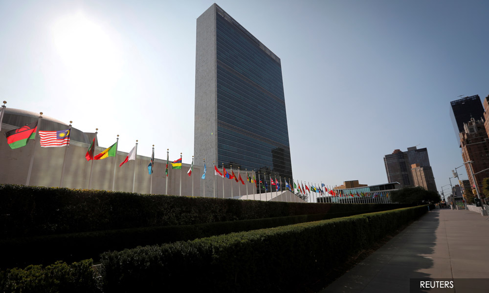 G25: English language goes beyond speaking at international stage